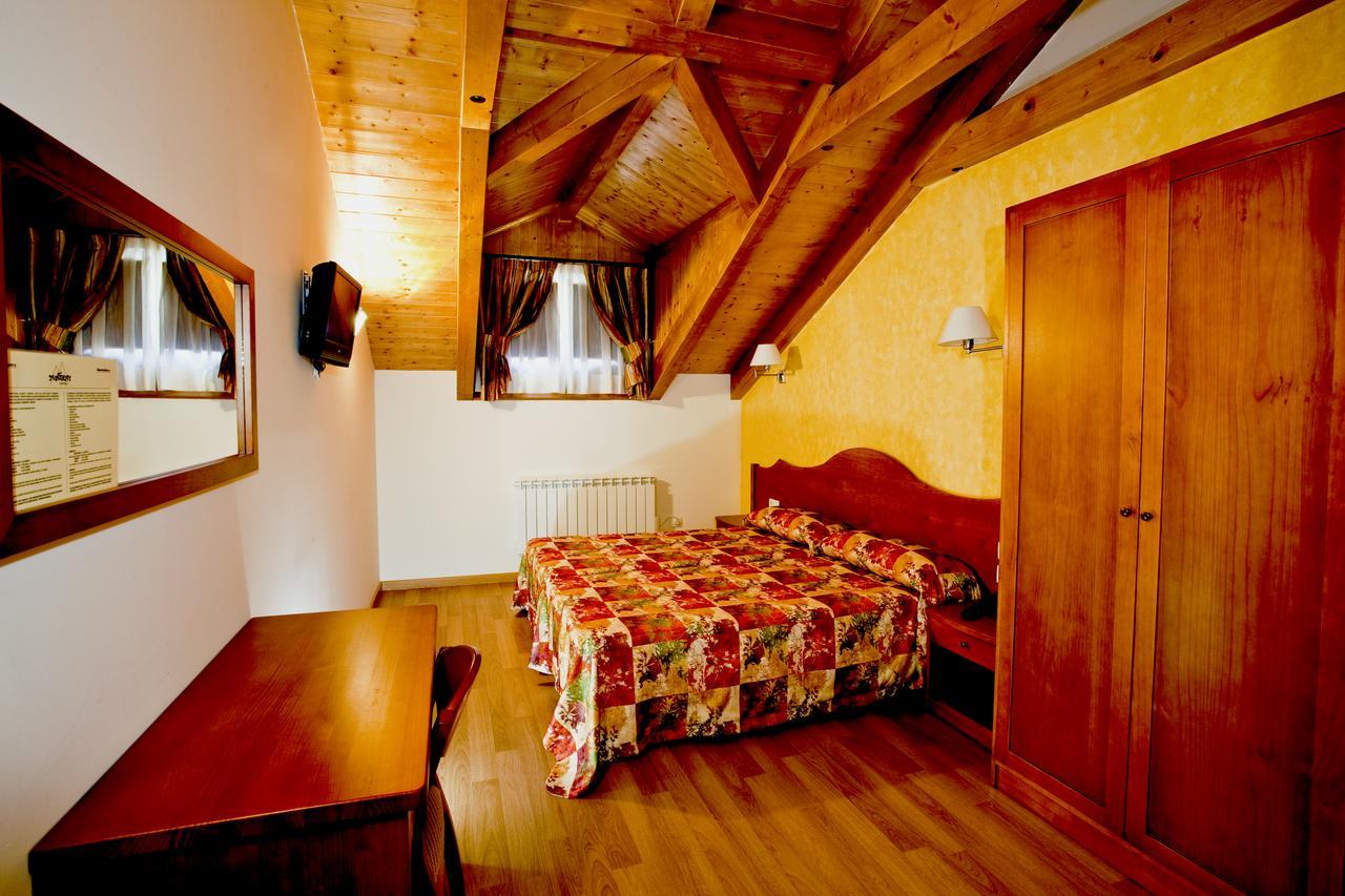 Hotel Montseny Espuy Exterior foto